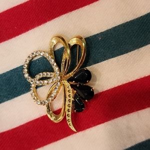 Vintage Rhinestone Gold Toned Brooch